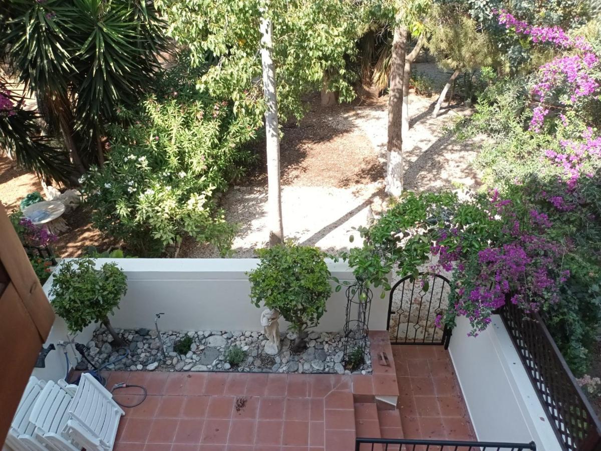 Limnaria Deluxe Maisonette Paphos Luaran gambar